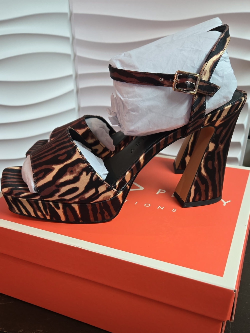 Katy Perry Collections The Square Open Sandal Liger Print Satin - Picture 4 of 5